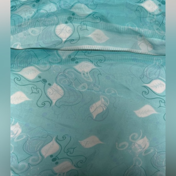 Aqua blue super light silk scarf - Picture 3 of 4